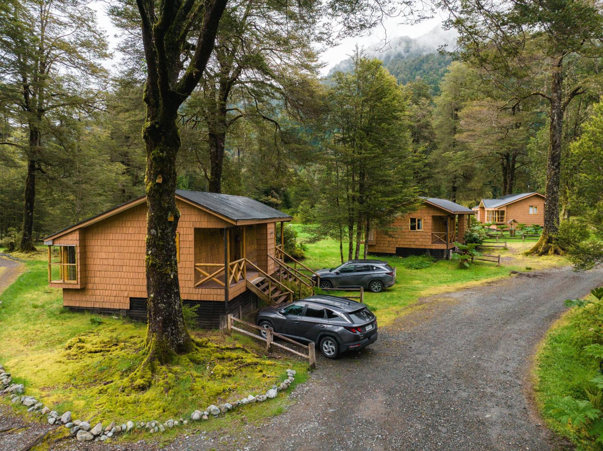 El Pangue Lodge Puerto Puyuguapi Exterior photo
